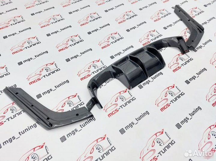 Диффузор Vorsteiner для BMW M4 F82 Карбон