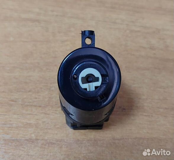 Контактная группа VW Passat B3/ Golf 3