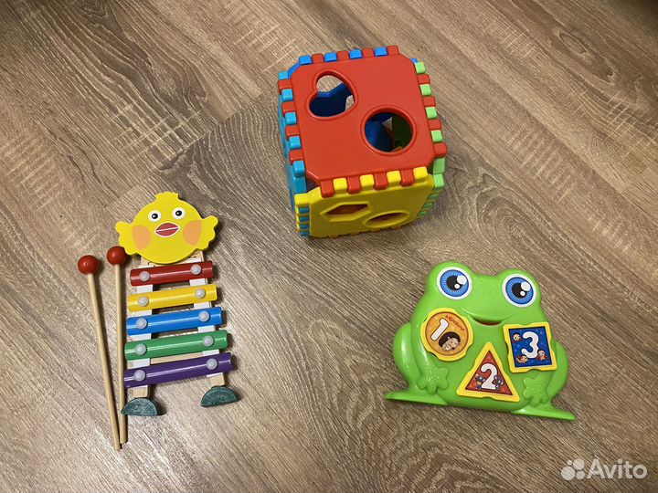 Развивающие игрушки для малышей