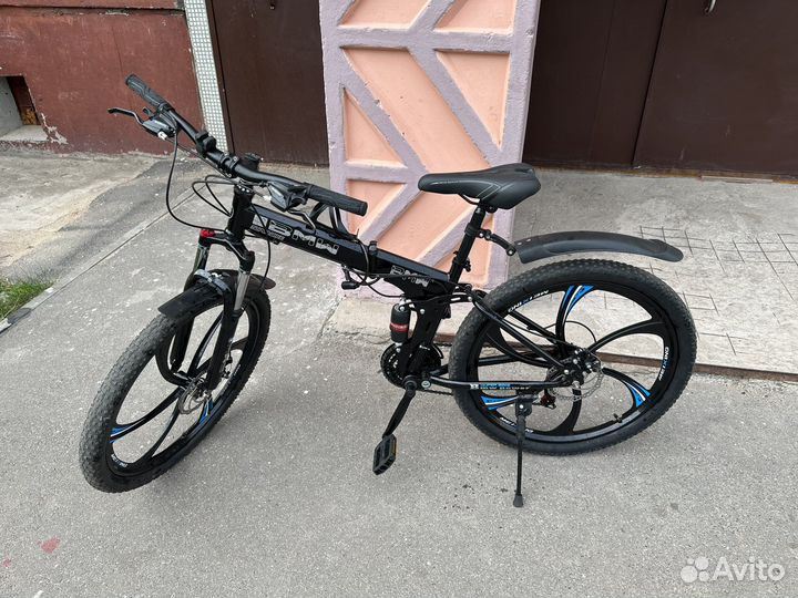 Велосипед на литых дисках bmv