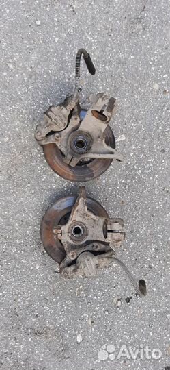 Кулак поворотный передний левый Peugeot 206 1.4