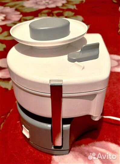 Электрическая соковыжималка СССР новая