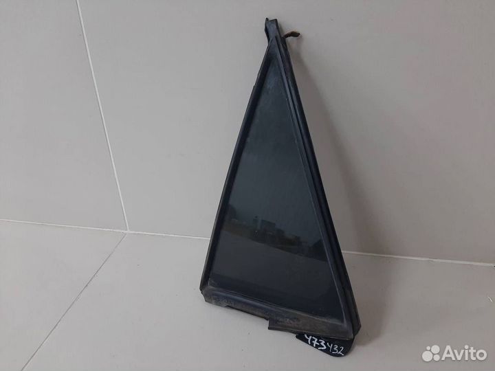 Стекло двери задней левой форточка Mazda Mazda 3 B