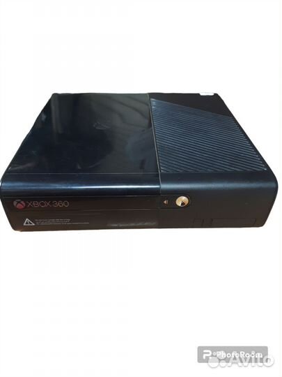 Игровая приставка Xbox 360 E console