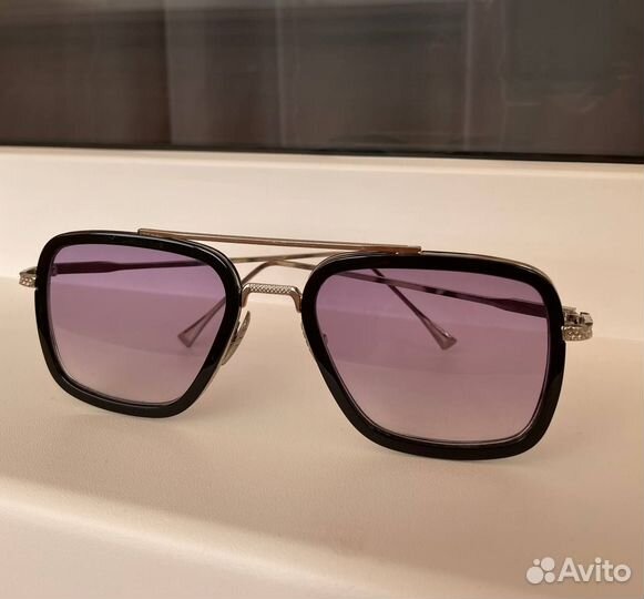 Очки солнцезащитные