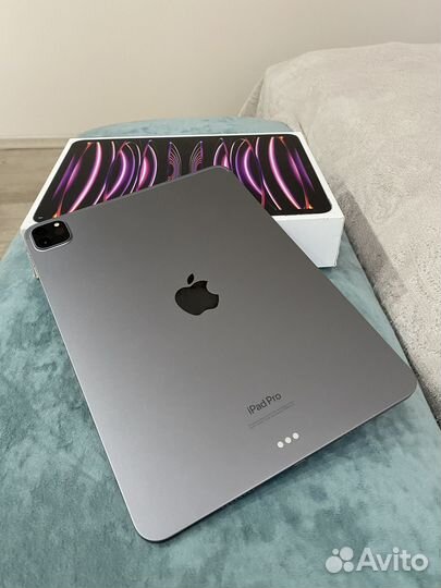 iPad pro 11 на M2