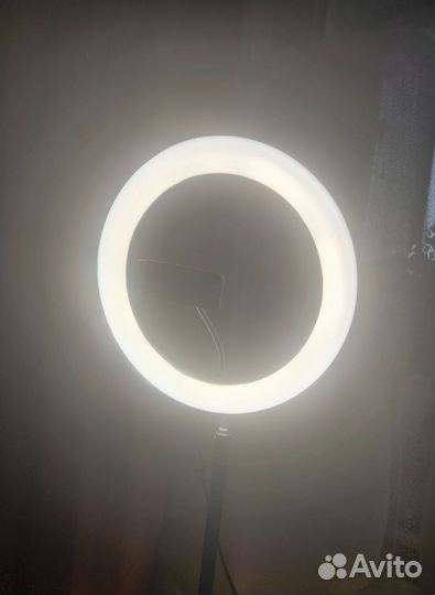 Кольцевая лампа 26