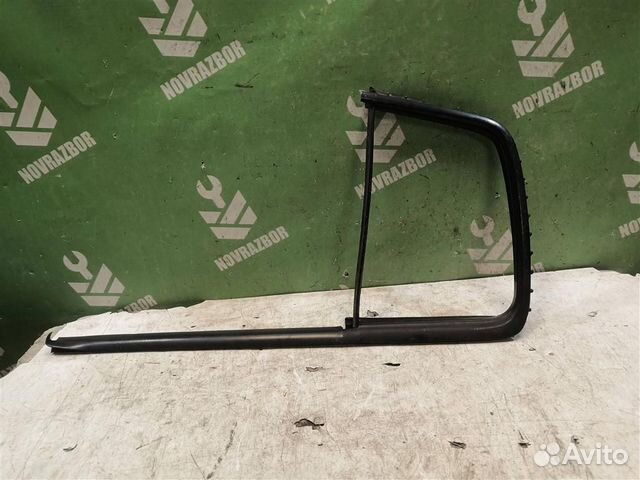 Уплотнитель стекла Рено Клио 2 Симбол