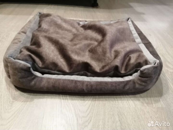 Лежанка для собак и кошек