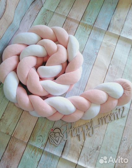 Бортик - косичка в кроватку на заказ