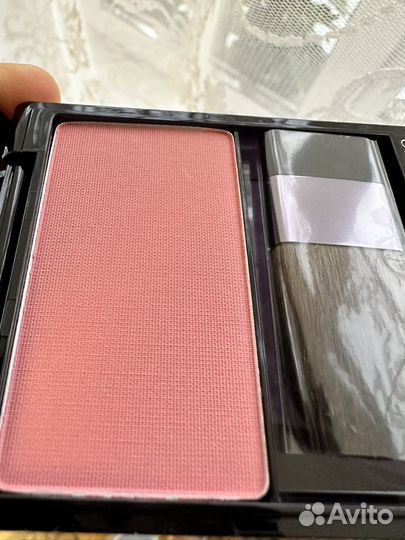 Новые Shiseido luminizing satin color PK 304