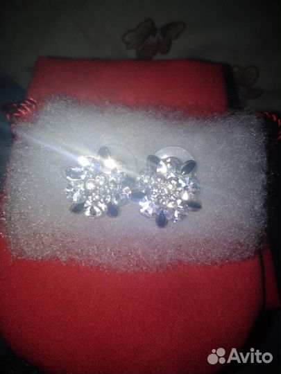 Серьги гвоздики