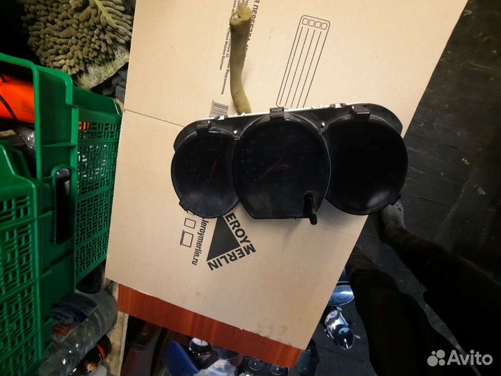 Панель приборов Suzuki Grand Vitara 1.6 M16A