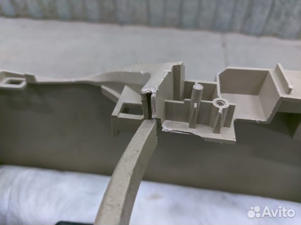 Ниссан Х-Трейл Т 32 подлокотник