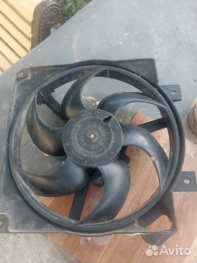 Моторчик вентилятора с кожухом, без резистора