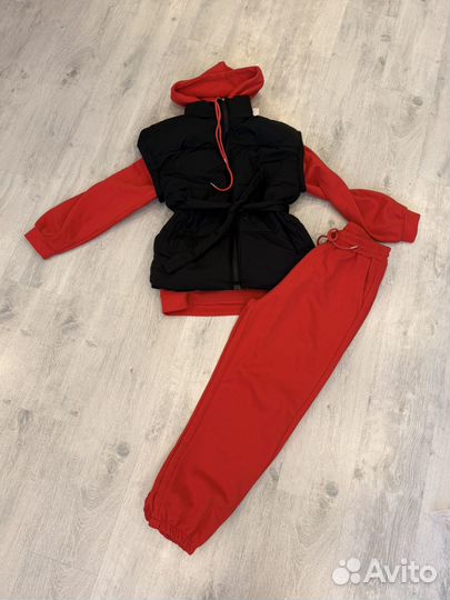 Спортивный костюм с жилеткой