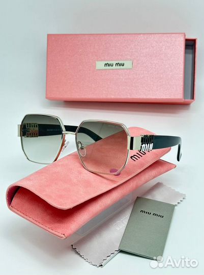 Солнцезащитные очки miu miu