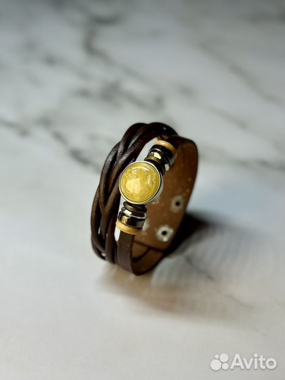 Браслет с натуральным янтарем