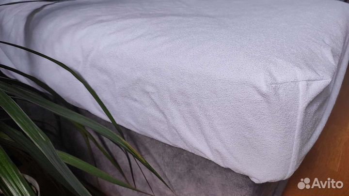 Непромокаемая простыня на резинке мулетон