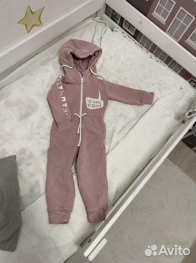 Детская одежда и обувь для девочек