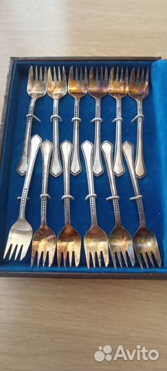 Набор столовых приборов мельхиор