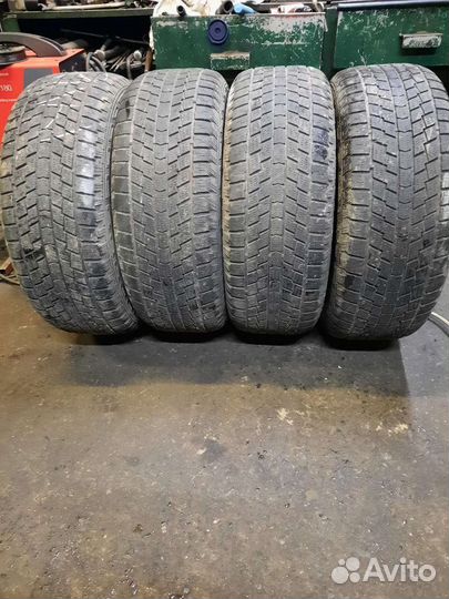 Hankook Nordik IS RW08 23.5/60 R16