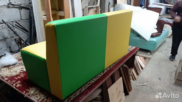 Диванчик детский