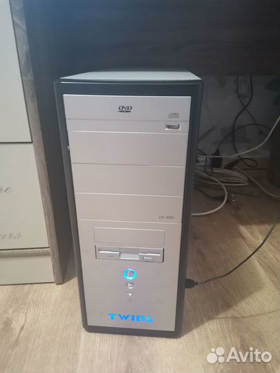 Системный блок и монитор