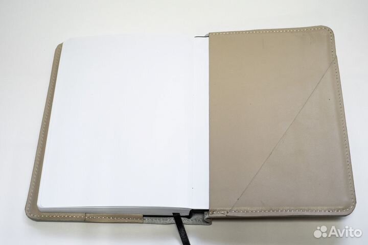 Кожаная обложка для ежедневника