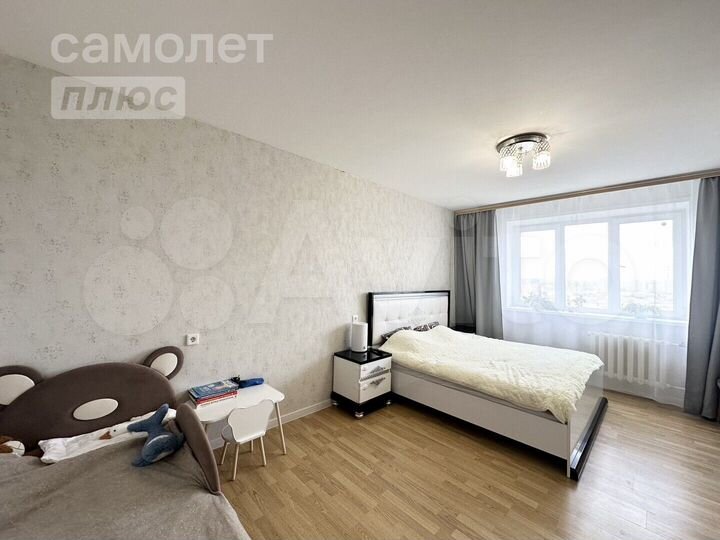 2-к. квартира, 62 м², 8/10 эт.