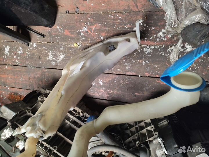 Бачок омывателя Vw Touareg 1