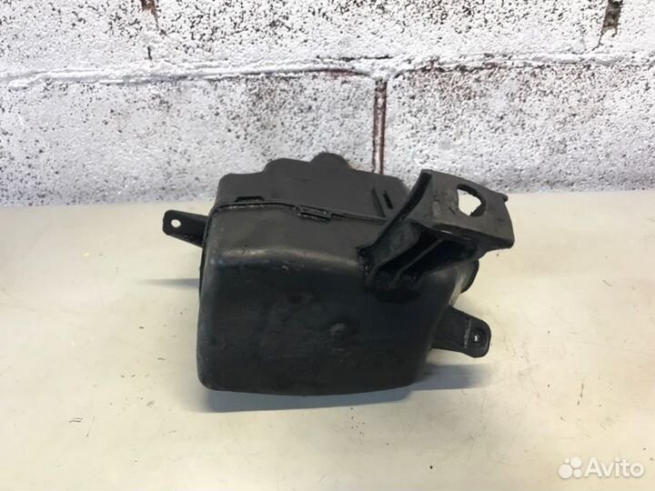 Резонатор воздушного фильтра Peugeot 206 хетчбек