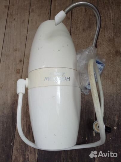 Аквафор модерн + 2 картриджа + переключатели и нас