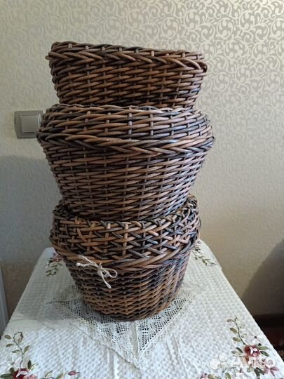 Кашпо из искусственного ротанга