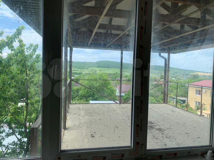 Дом 160 м² на участке 5 сот.