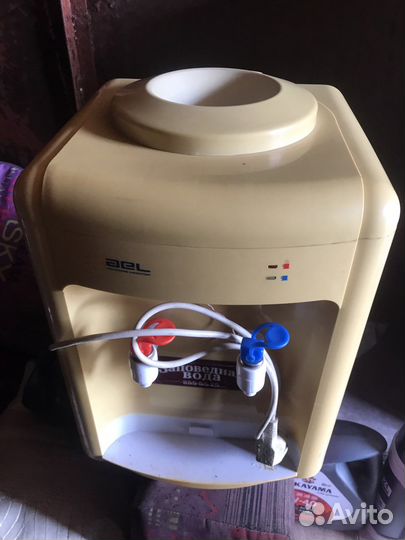 Кулер для воды настольный