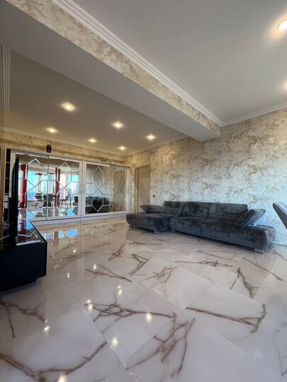 3-к. квартира, 90 м², 7/14 эт.