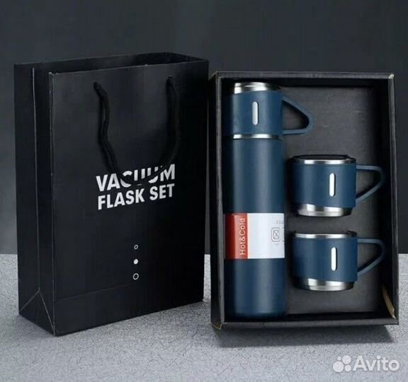 Термос с кружками