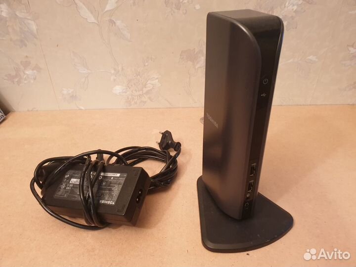 Док-станция Toshiba