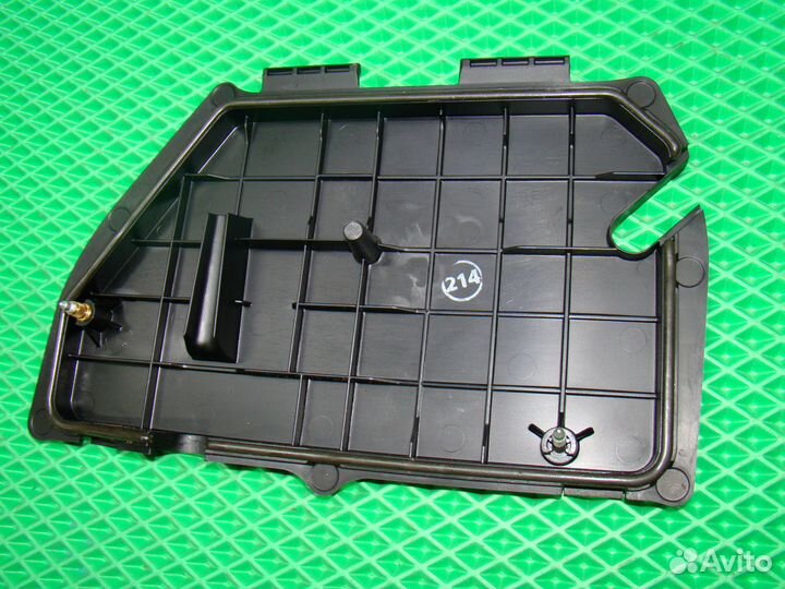 Крышка механизма ручника BMW 7 E65 бмв 7 Е65 Е66