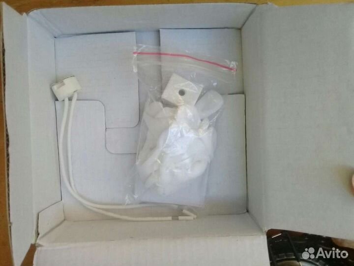 Светильник потолочный 8 штук