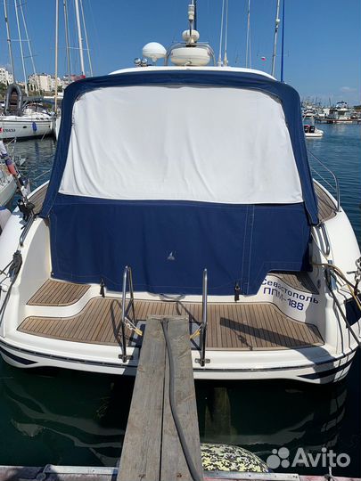 Моторная яхта Bavaria-37 Sport