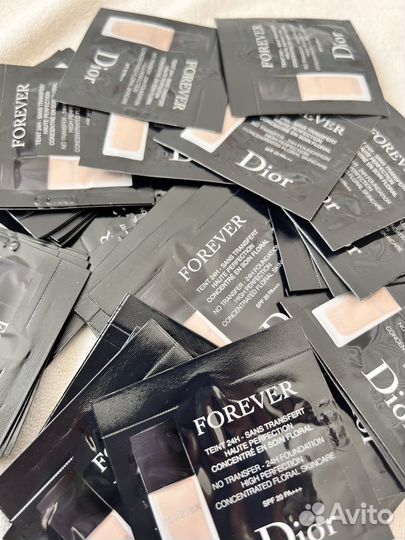 Пробники тонального крема Dior