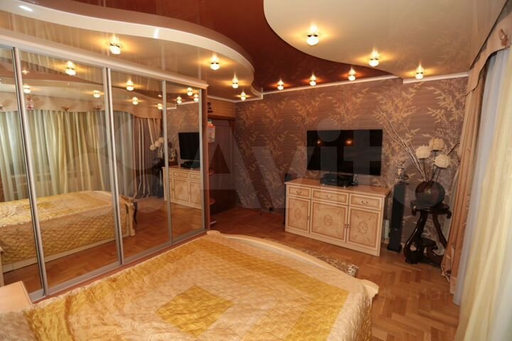 3-к. квартира, 109 м², 12/14 эт.