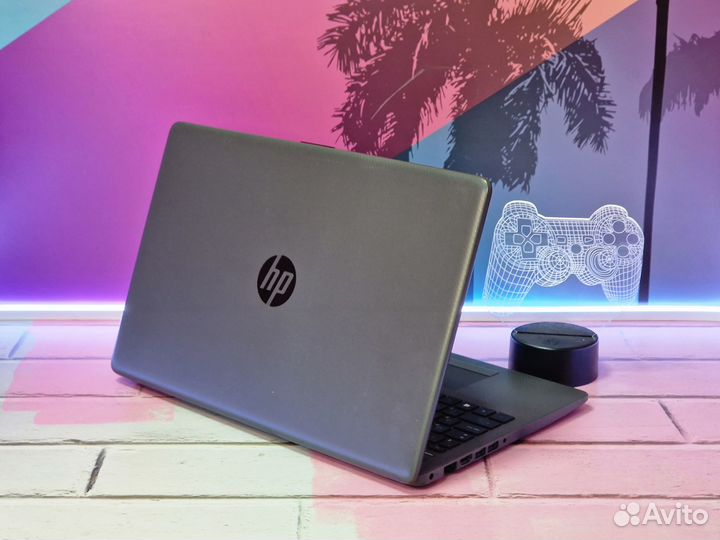 Ноутбук HP Core i5 1035G1 16Gb SSD 256Gb FullHD