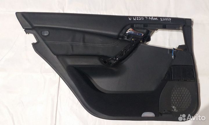 Обшивка двери задняя левая Mercedes Benz W220