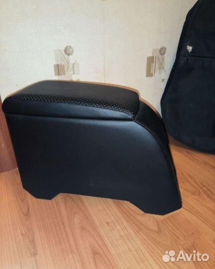 Подлокотник volkswagen polo