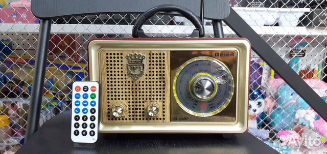 Стильный ретро радиоприёмник Meier Gold