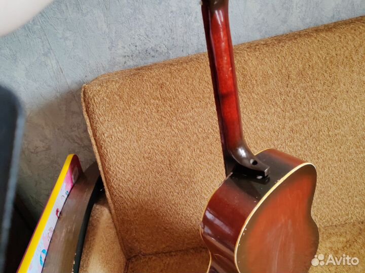 Акустическая гитара 6 струнная бу