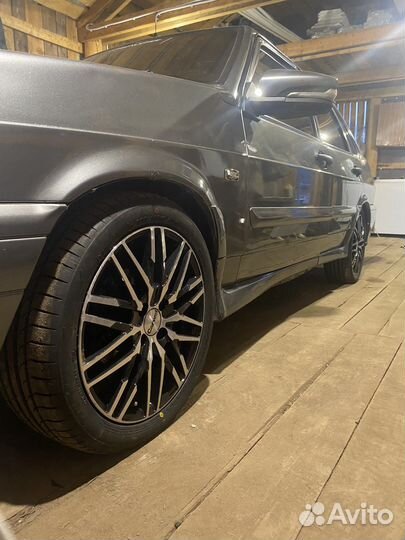 Продают литые диски r16